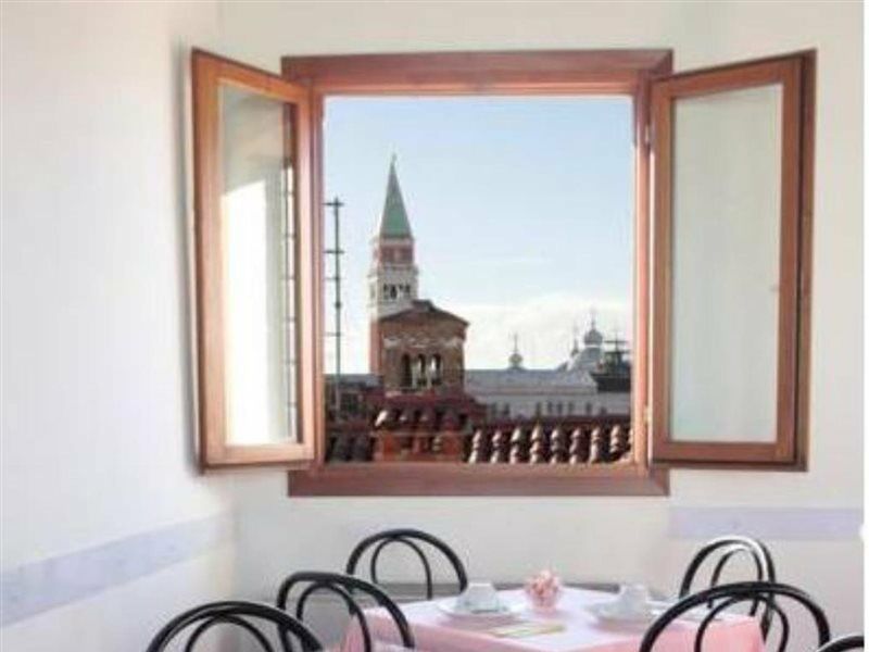 Bed & - Casa Per Ferie La Pieta Bed and breakfast